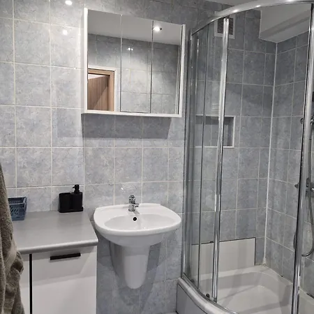 Kawalerka Mlodych Patriotow Apartment *