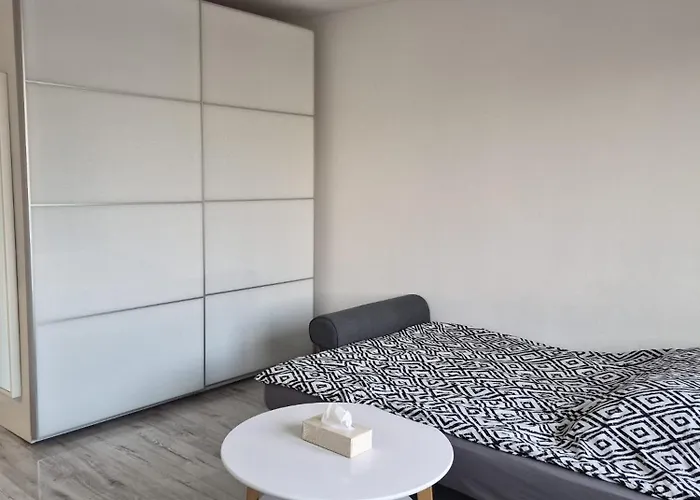 Apartment Kawalerka Mlodych Patriotow Gliwice