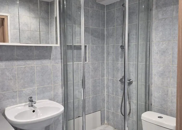 شقة Kawalerka Mlodych Patriotow *